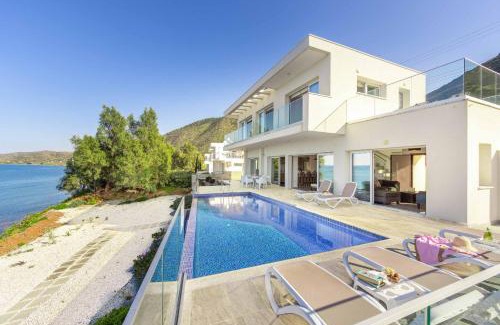 Pachyammos Villa | Pomos Seashore villa