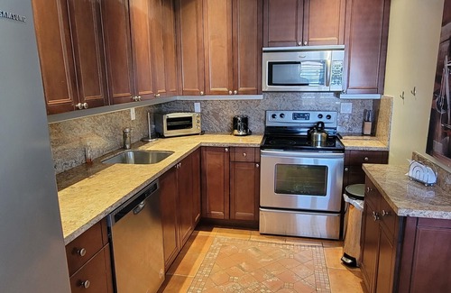 Santa Barbara Estates Condo | Pompano Holiday Gem