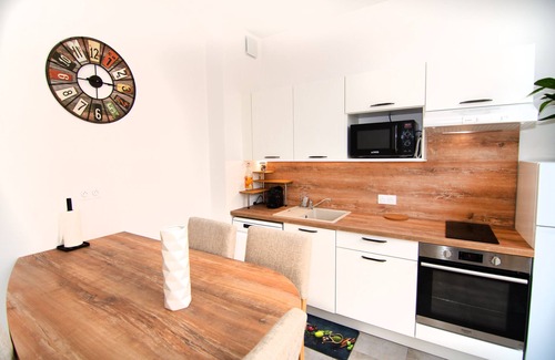 Libourne Apartment | Pompidou Residence – apt 101 garden