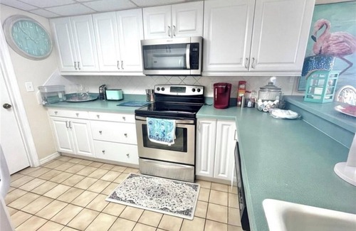 Ponce Inlet Condo | Ponce Inlet 6th Floor Ocean View Corner Unit- 2bdrm 2bath- Non Drive Beach