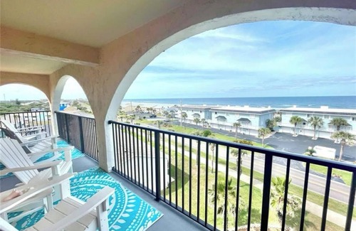 Ponce Inlet Condo | Ponce Inlet 6th Floor Ocean View Corner Unit- 2bdrm 2bath- Non Drive Beach