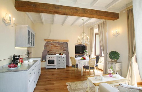 Tremezzo Apartment | Poncetta Suite