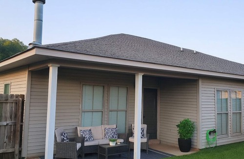 Ponchatoula House | Ponchatoula Townhouse Retreat