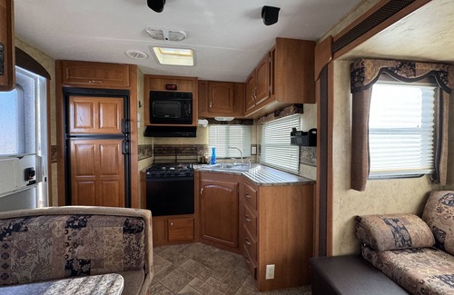 Farmington House | Poncho, minutes away from San Juan Quality Waters & Pinon Hills Golf course