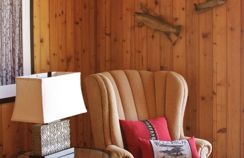 De Beque Cabin | Pond House at The High Lonesome Ranch