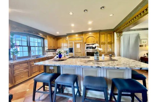 Newtown House | Pond View Farm 1825 Historic Bucks County Home