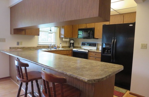 Burnsville House | Pond View The ideal property to Relax and Recharge