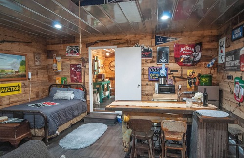 Hayesville Apartment | Ponderosa - Creekside