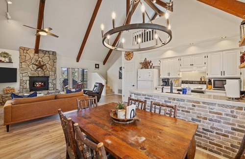 Highland Pines Cabin | Ponderosa Retreat