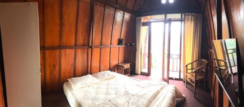 Batunya House | Pondok Kebun Gunung