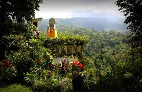 Batunya House | Pondok Plantation Luxury Mountain Escape Bedugul