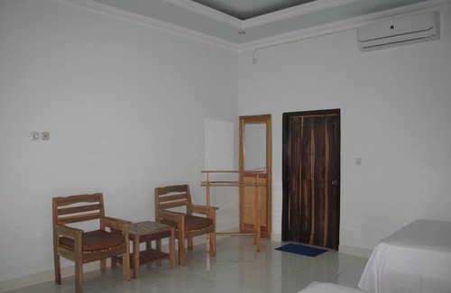 Labuhan Pandan Bed & Breakfast | Pondok Siola