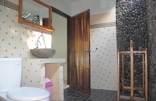 Labuhan Pandan Bed & Breakfast | Pondok Siola
