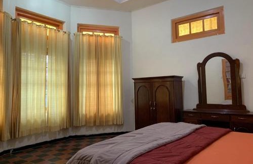 Bukittinggi House | PONDOK SITI RAWIYAH Guest House