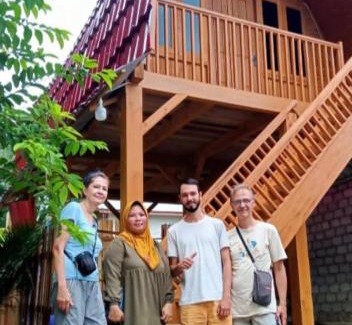 Sulawesi Cabin | Pondok Wisata Hiu Paus Botubarani gorontalo