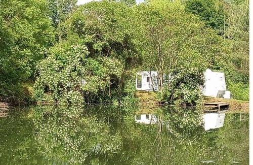 Town of Burns Apartment | *"Pondside Camper Haven: Full Hookups + Hot Water! Near Letchworth State Park