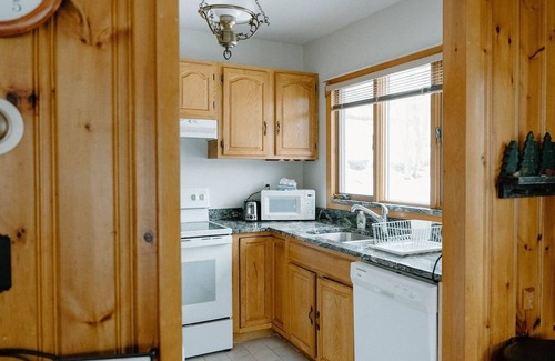 Greenwood Ski Chalet | Pondside Getaway - Fishing, Canoeing, & Skiing