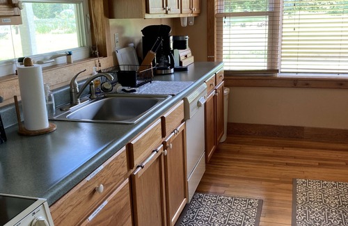Spencer Cabin | PondView Mountain Country House/Cabin on 70 acres with 5 Ponds