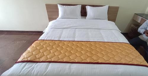 Sivagiri Hotel | ponpandian hotel