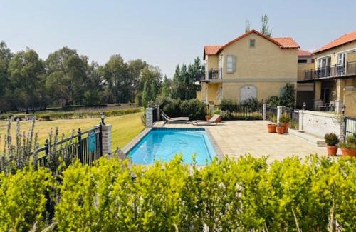 Parys Apartment | Pont de Val Studio Apartment