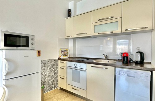Rafajlovici Apartment | Ponta Nova One bedroom - Sea view