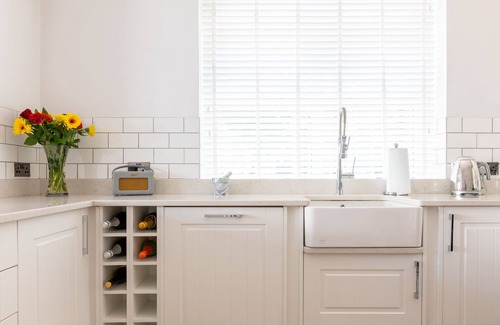 Riverside House | Pontcanna Townhouse FREE PARKING, Just 5 Mins Walk from Cardiff City Centre