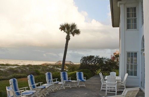 Ponte Vedra Beach House | Ponte Vedra Beach, Luxurious Oceanfront Home Close to TPC Course & Mayo Clinic