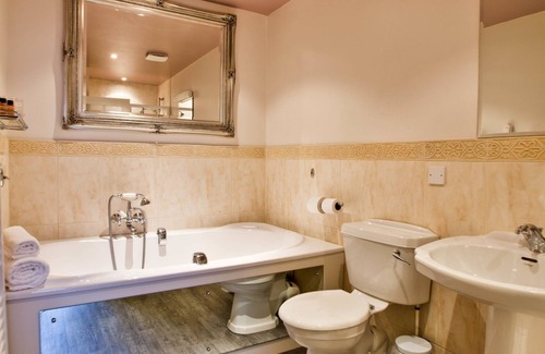 Chelmsford Hotel | Pontlands Park