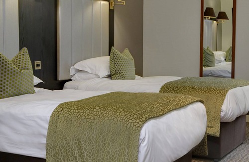 Chelmsford Hotel | Pontlands Park