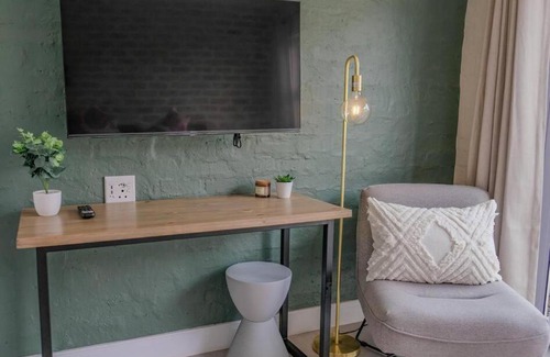 Parys Apartment | PontVineyard @ Pont de Val