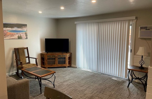 Jackson Hotel | Pony Express Motel