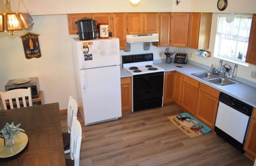 Chincoteague House | Pony Swim Ridge-Limited WATERVIEW!