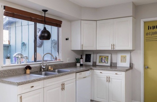 East Congress House | Pool, 3 bedrooms - Artist's Retreat