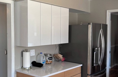 Long Branch House | POOL, 5-bedroom in jersey Shore, Grill , AC, WiFi, Parking, TV, Gaming, Full Kit