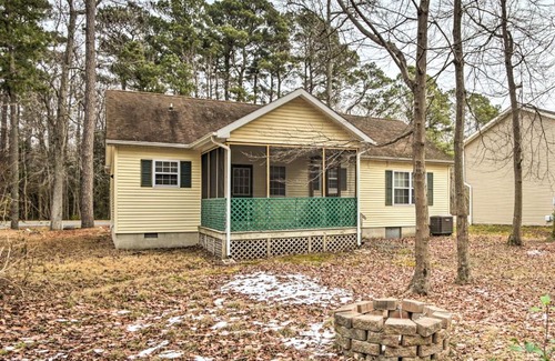 Ocean Pines House | Pool Access and Fire Pit Ocean Pines Retreat!