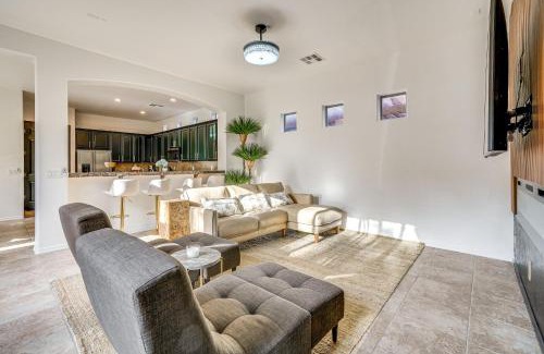 Litchfield Park House | Pool Access and Private Patio Litchfield Park Home!