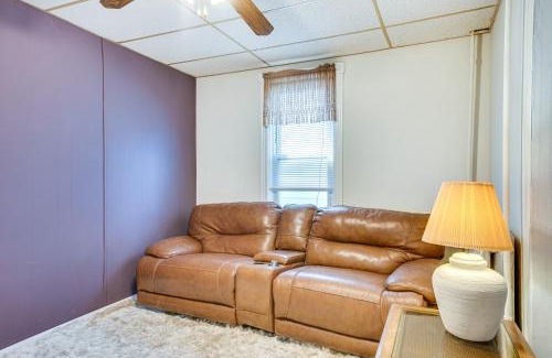 Bath Apartment | Pool Access Bath Vacation Rental Condo!