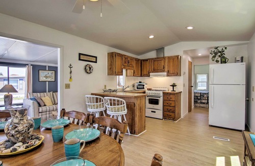 Ocean Pines House | Pool Access: Dog-Friendly Ocean Pines Home