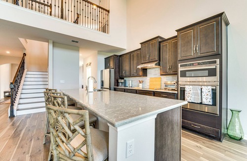 St. Cloud House | Pool Access: Family Gem w/Views in St Cloud!