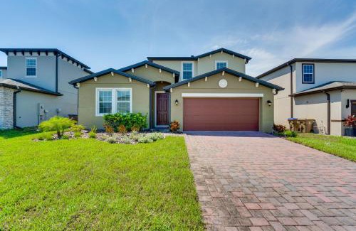 St. Cloud House | Pool Access Family Gem with Views in St Cloud!