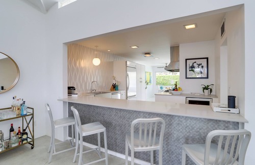 Canyon View Estates Condo | Pool Access: Mtn-View Palm Springs Condo!