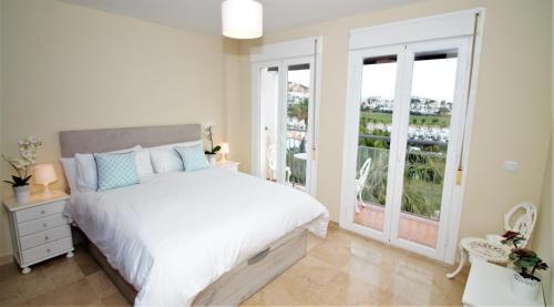 Castillo de Sabinillas Villa | Pool- AirCon- Quiet&Peaceful- FamilyFriendly