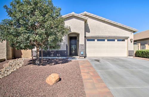 San Tan Valley House | Pool and Covered Patio San Tan Valley Home