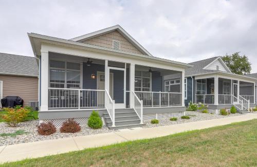 Marblehead House | Pool and Fishing Pier Access Marblehead Home!