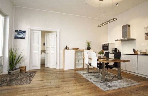 Sellin Apartment | Pool and sauna with sea view, directly on the pier - FIRST Sellin apartment 2.3