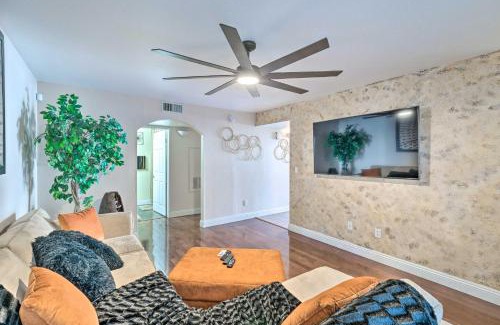 Las Vegas Apartment | Pool and Spa Las Vegas Pad Less Than 12 Mi to Strip!
