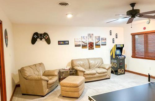 Keller House | Pool Arcade Ping-Pong Spacious Home Location Near NASCAR by Vacation Your Way