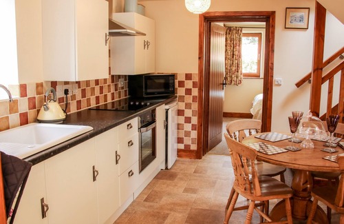 Munslow Cottage | POOL BARN, pet friendly, character holiday cottage in Craven Arms