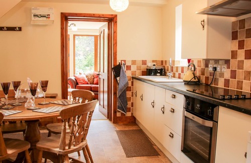 Munslow Cottage | POOL BARN, pet friendly, character holiday cottage in Craven Arms