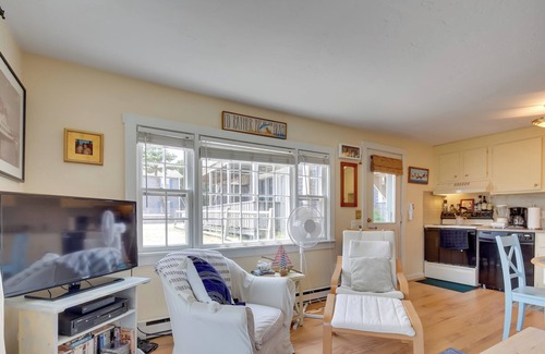 Provincetown Condo | Pool & Beach Access: Coastal Condo in Provincetown